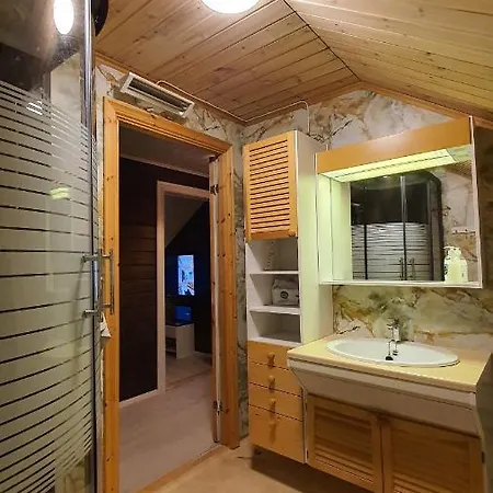 Costa Del Dyrsfjorden * Karlsøy