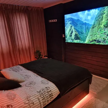 Costa Del Dyrsfjorden * Karlsøy