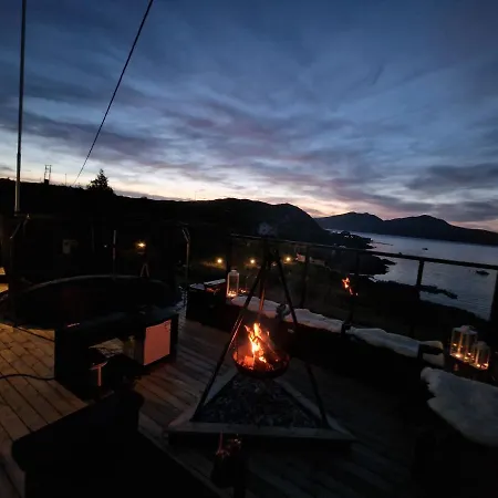 Costa Del Dyrsfjorden Semesterbostad *