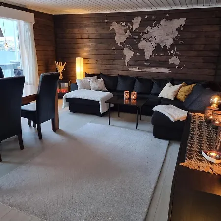 Costa Del Dyrsfjorden Karlsøy